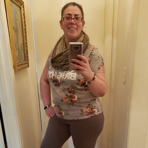 Meet your Posher, Effie